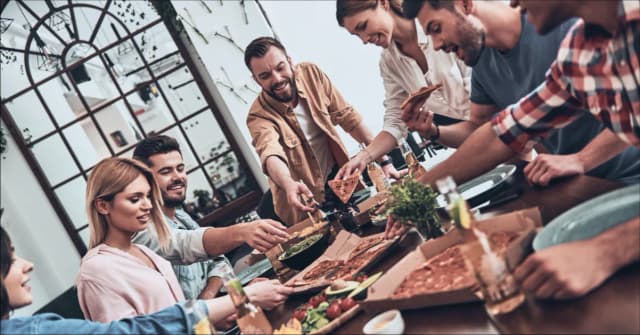 Ile kosztuje catering na 30 osób? Zaskakujące ceny i opcje do wyboru Ile kosztuje catering na 30 osób? Zaskakujące ceny i opcje do wyboru